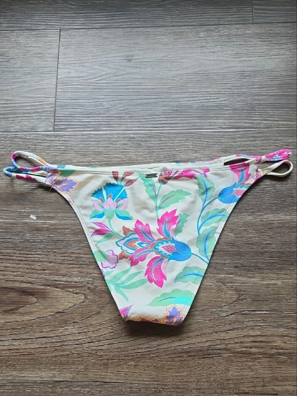 Nwot Oneill Floral Print Cream Bikini Bottoms with Multicolor Accents Size Large